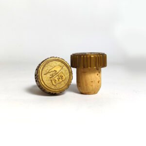 Натурална тапа със златна ПВЦ капачка с надпис Екстра 29×ф20mm